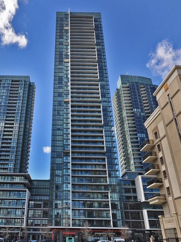 grand-residences-condos-4070-confederation-pkwy-mississauga-for-sale