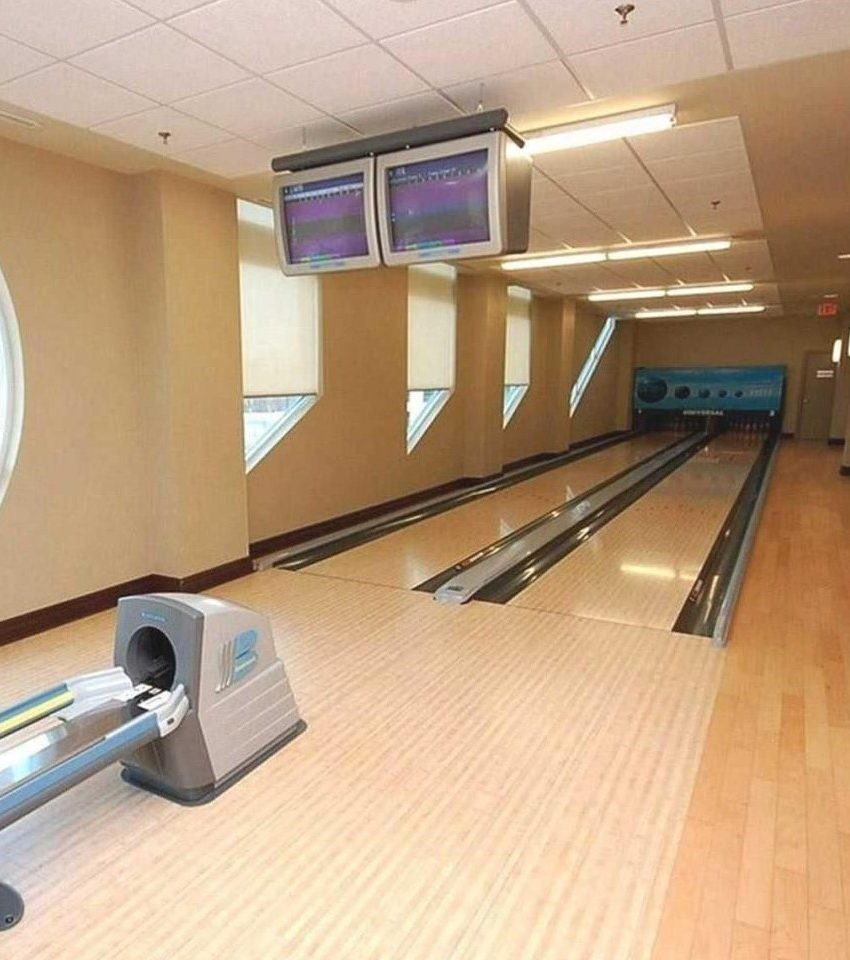 mirage-condos-339-rathburn-rd-w-amenities-bowling-alley