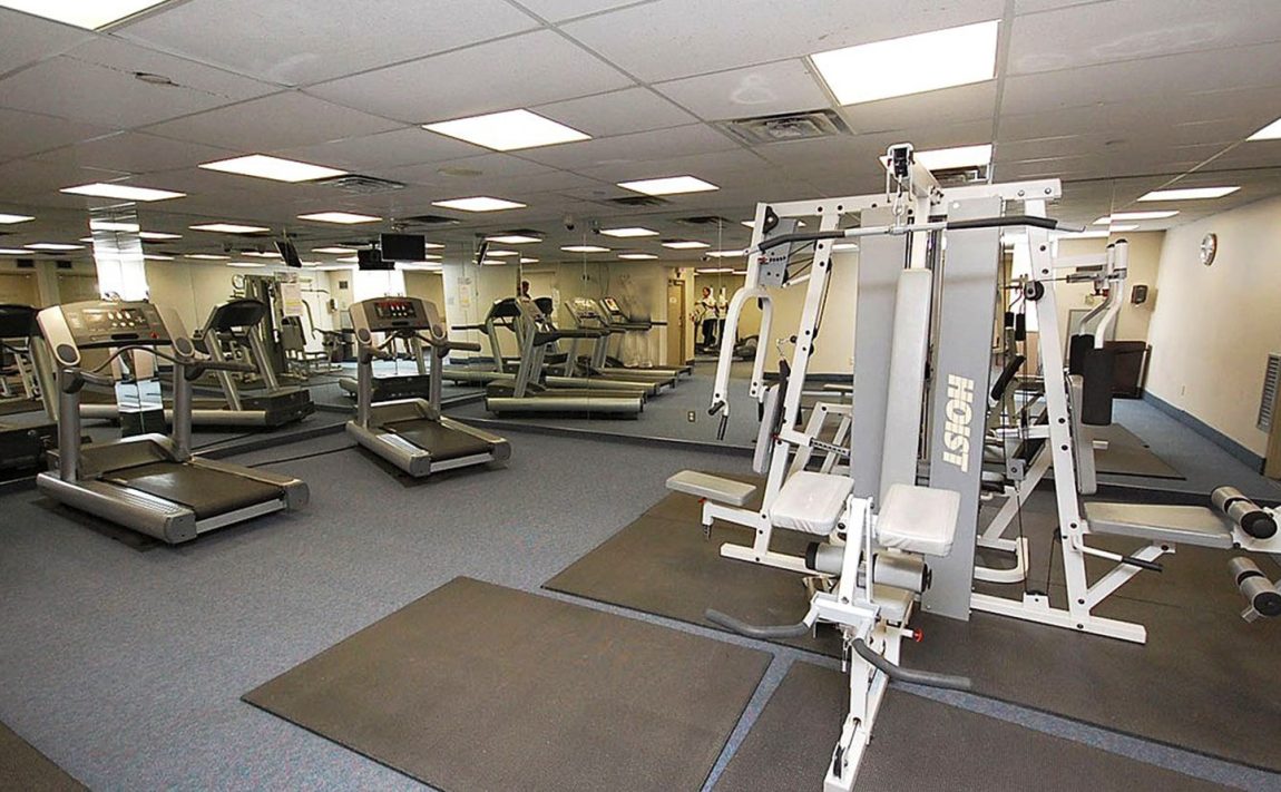 monarchy-condos-325-webb-dr-335-webb-dr-mississauga-amenities-gym