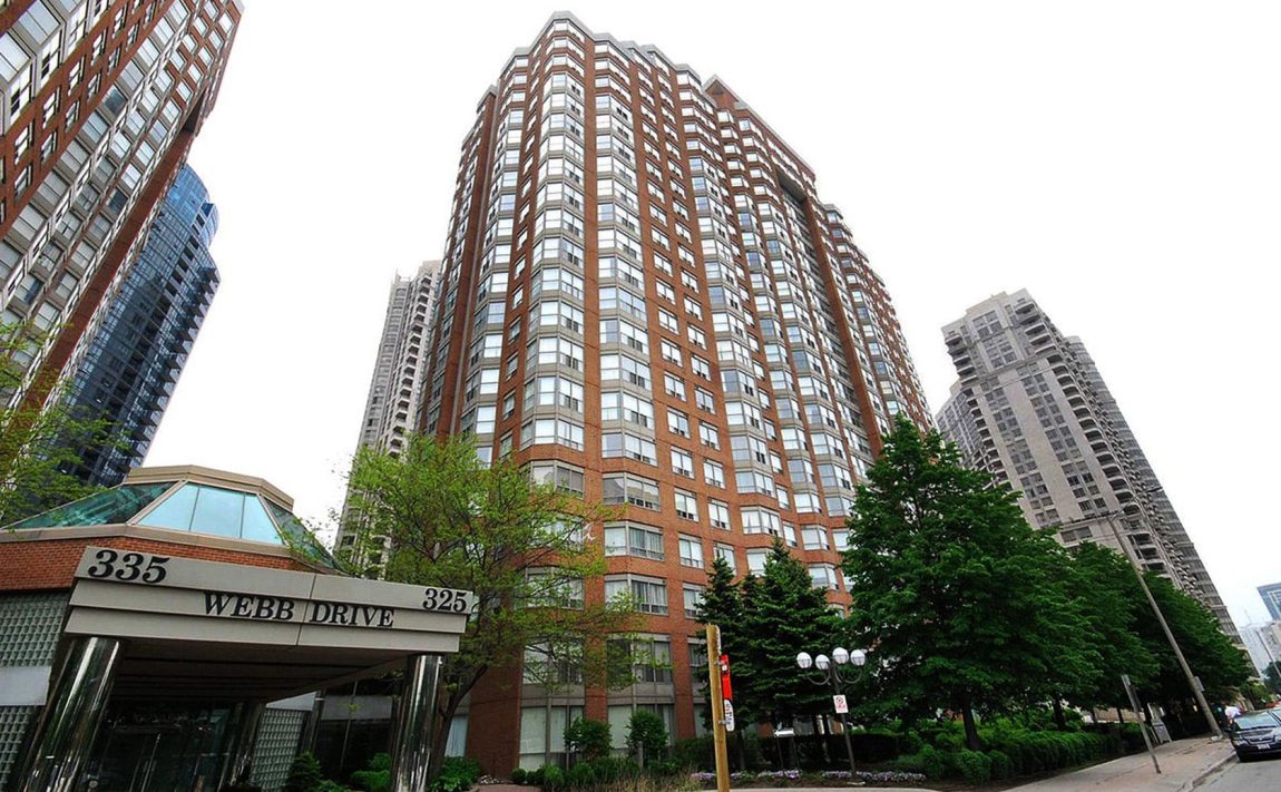 monarchy-condos-325-webb-dr-335-webb-dr-mississauga-square-one