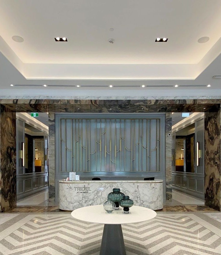 the-well-signature-condos-455-wellington-st-w-toronto-concierge-lobby-security