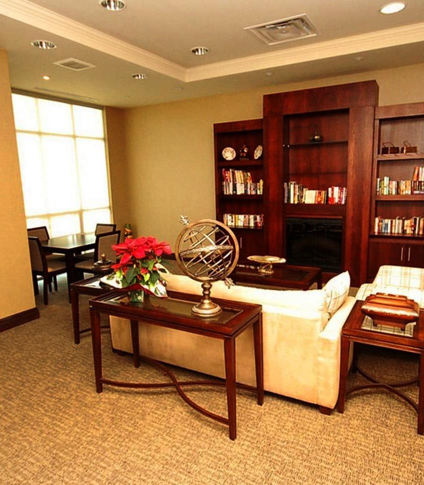 universal-condos-335-rathburn-rd-w-mississauga-library