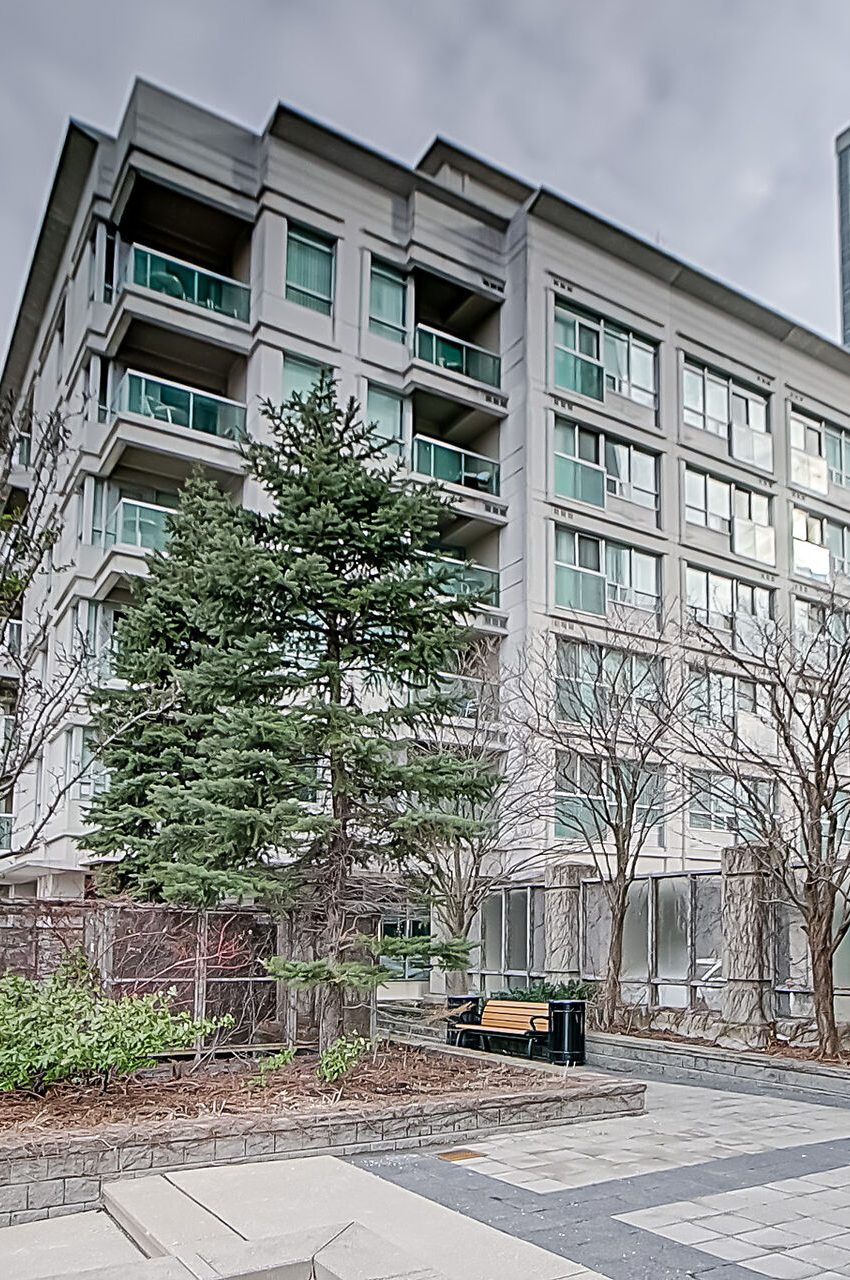 1-avondale-lofts-1-avondale-ave-north-york-19