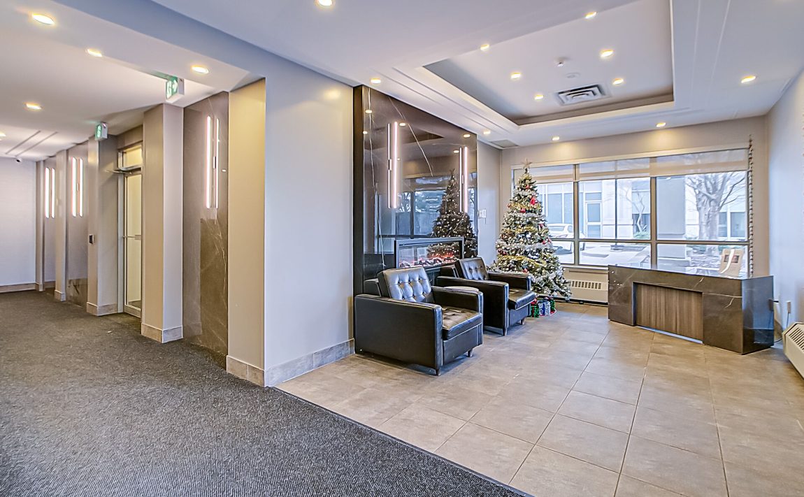 1-avondale-lofts-1-avondale-ave-north-york-lobby
