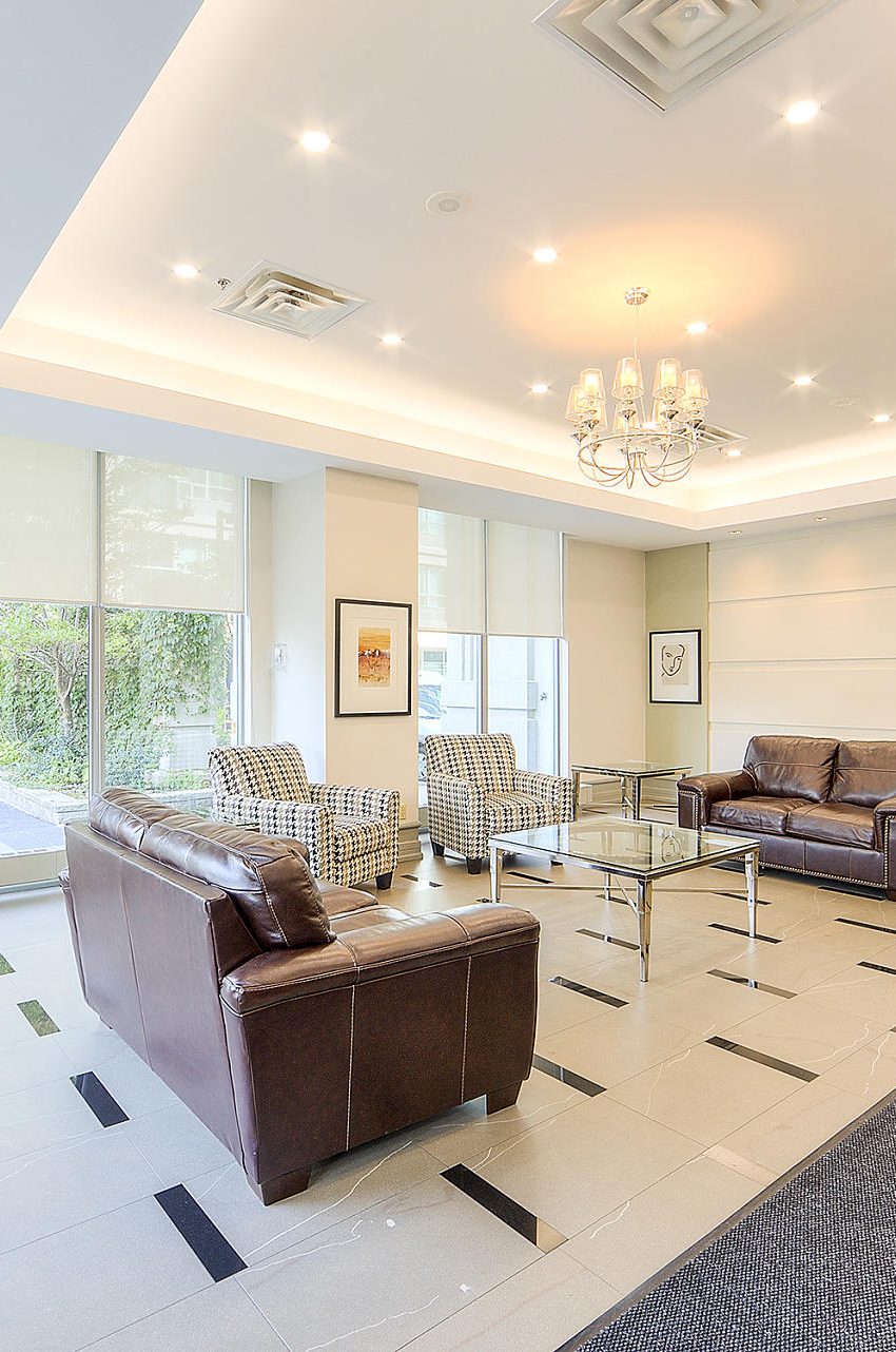 1-avondale-lofts-1-avondale-ave-north-york-lobby-concierge