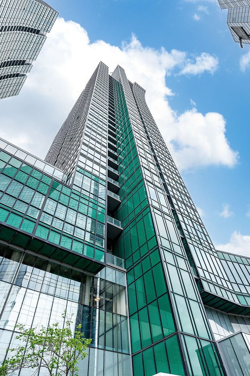 emerald-park-condos-9-bogart-ave-11-bogart-ave-north-york-for-sale