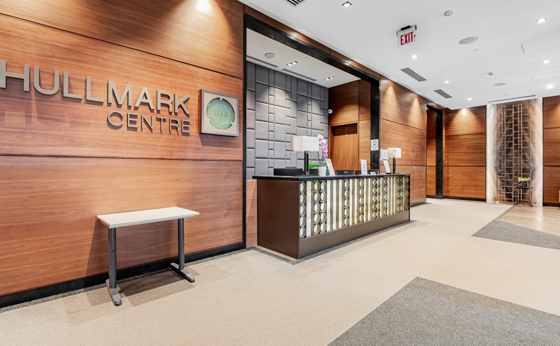 hullmark-centre-condos-2-anndale-dr-north-york-concierge-lobby