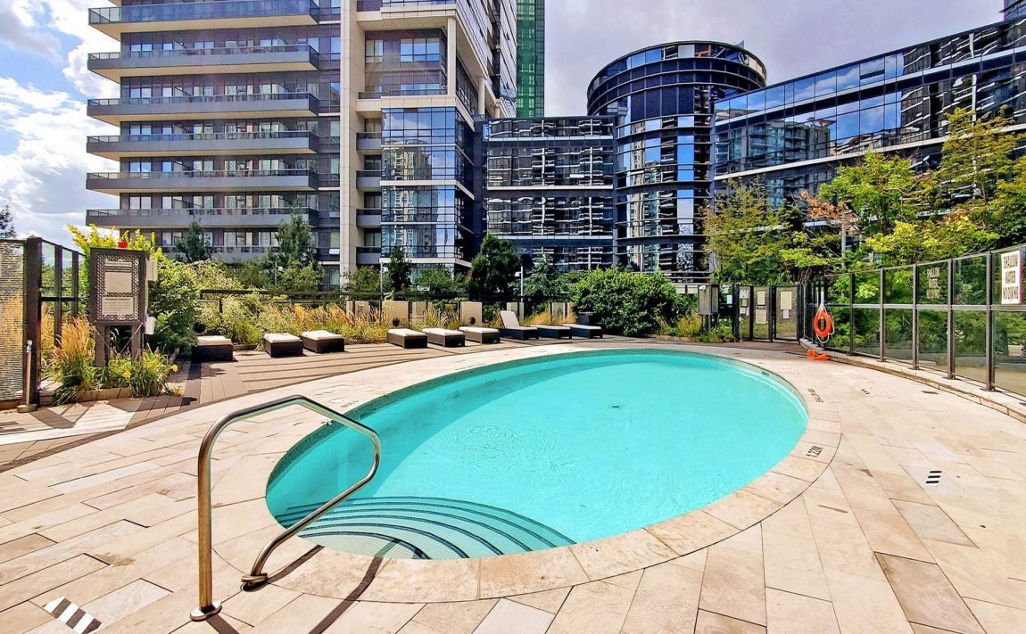 hullmark-centre-condos-2-anndale-dr-north-york-outdoor-pool