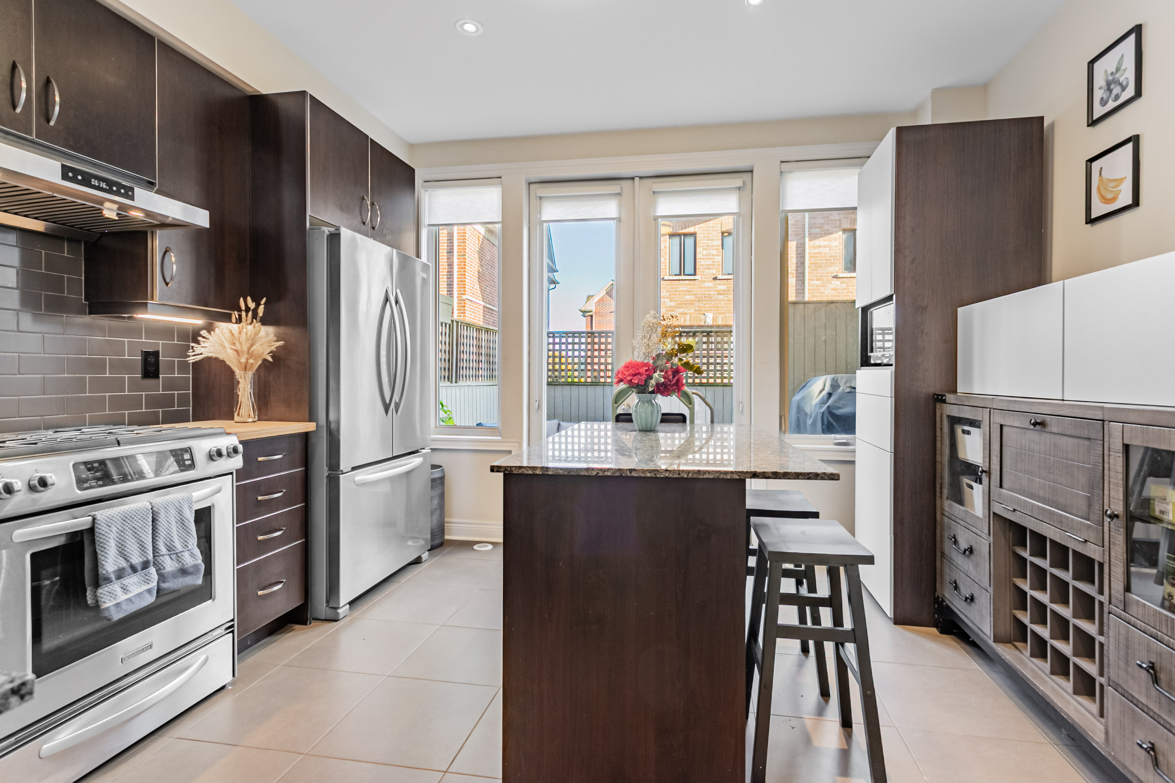 For Sale: TH 114 at 1812 Burnhamthorpe Rd E Mississauga