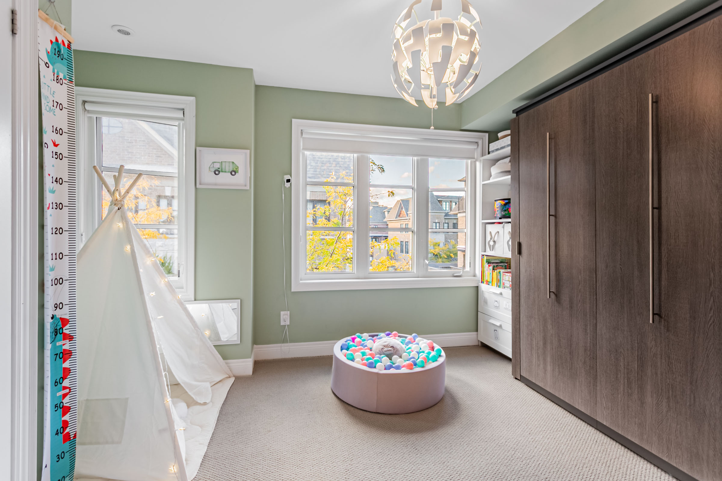 For Sale: TH 114 at 1812 Burnhamthorpe Rd E Mississauga