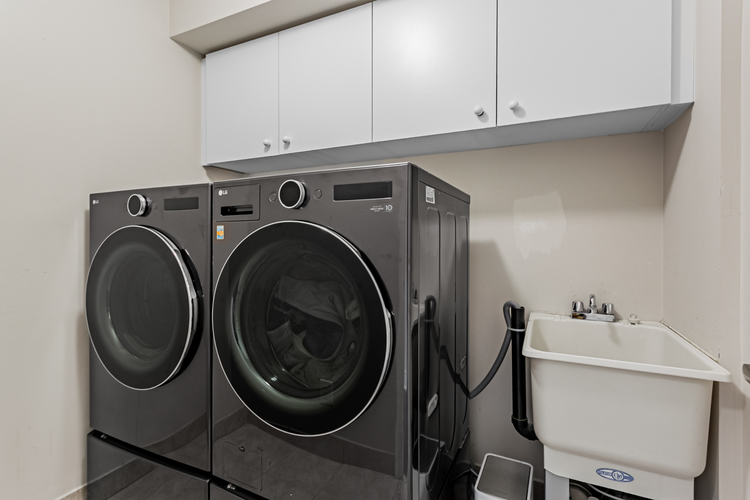 For Sale: TH 114 at 1812 Burnhamthorpe Rd E Mississauga