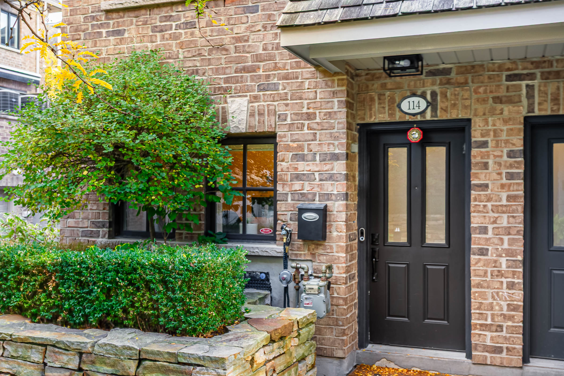 For Sale: TH 114 at 1812 Burnhamthorpe Rd E Mississauga