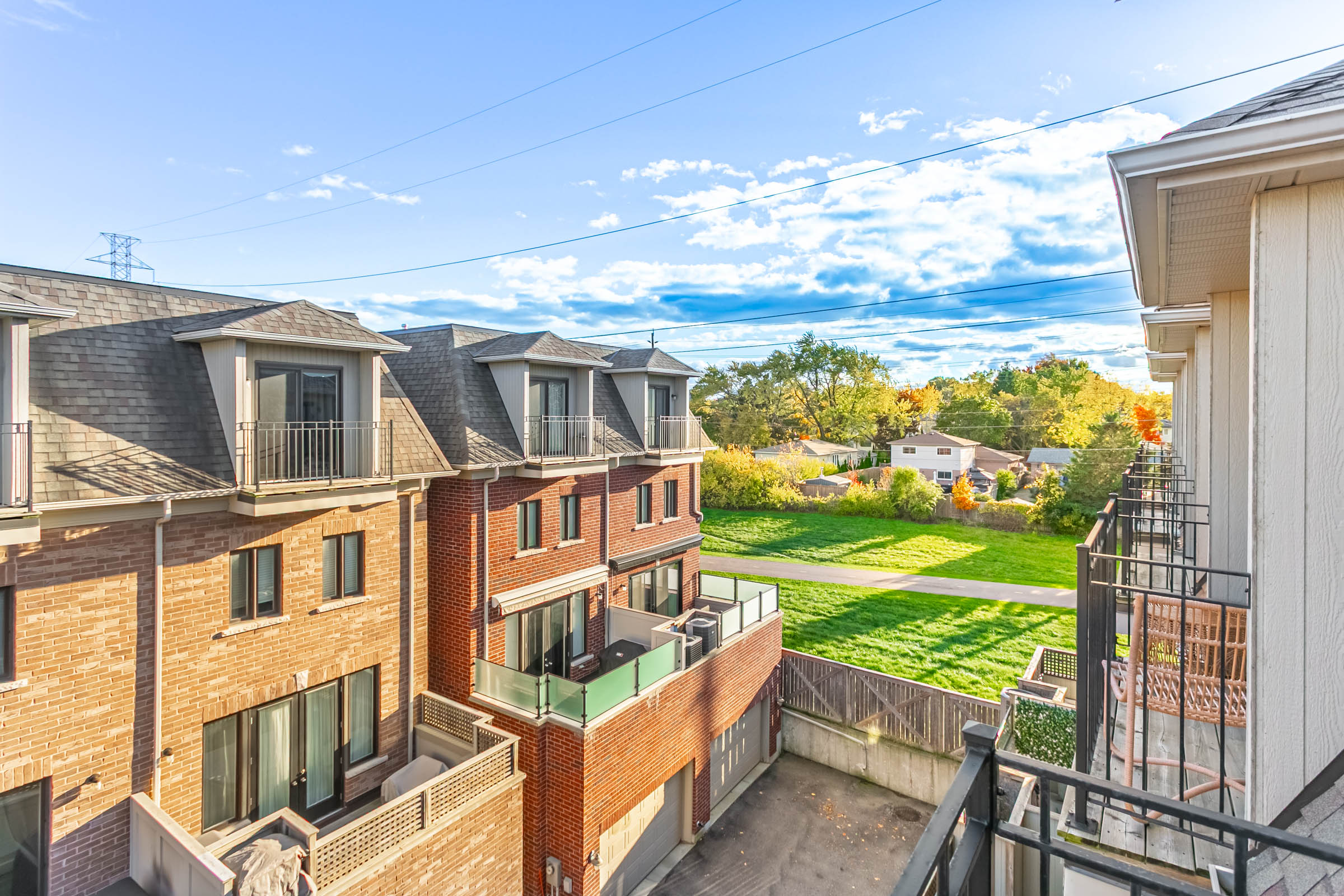 For Sale: TH 114 at 1812 Burnhamthorpe Rd E Mississauga