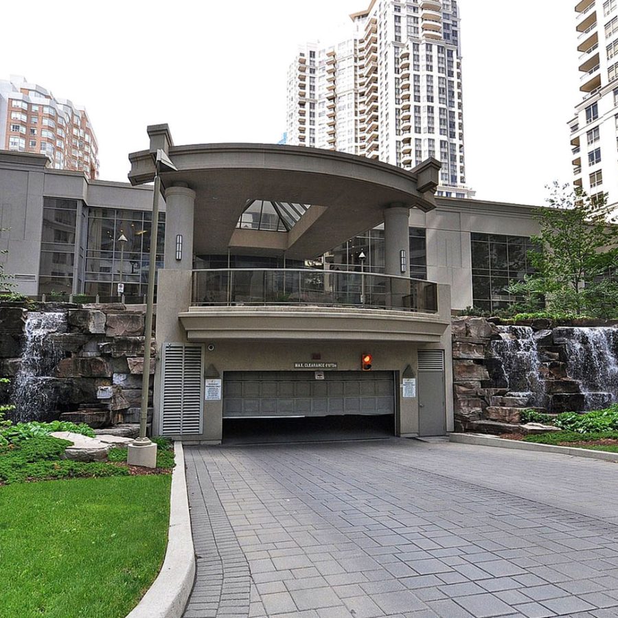 3880-duke-of-york-blvd-condos-ovation-mississauga-parking-garage