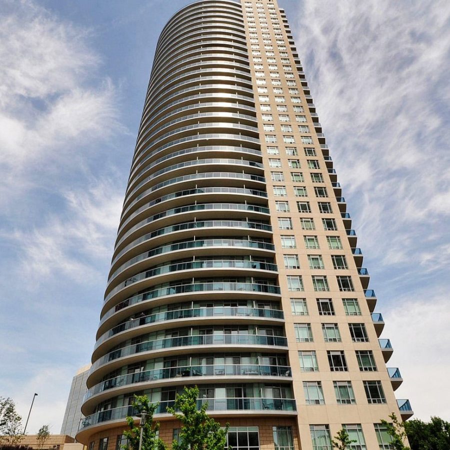 80-absolute-ave-mississauga-condos-for-sale-square-one