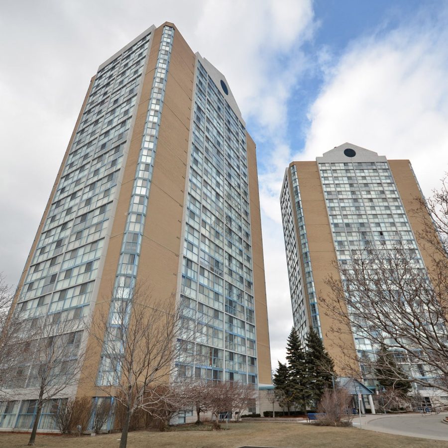 anaheim-towers-25-trailwood-dr-35-trailwood-dr-mississauga