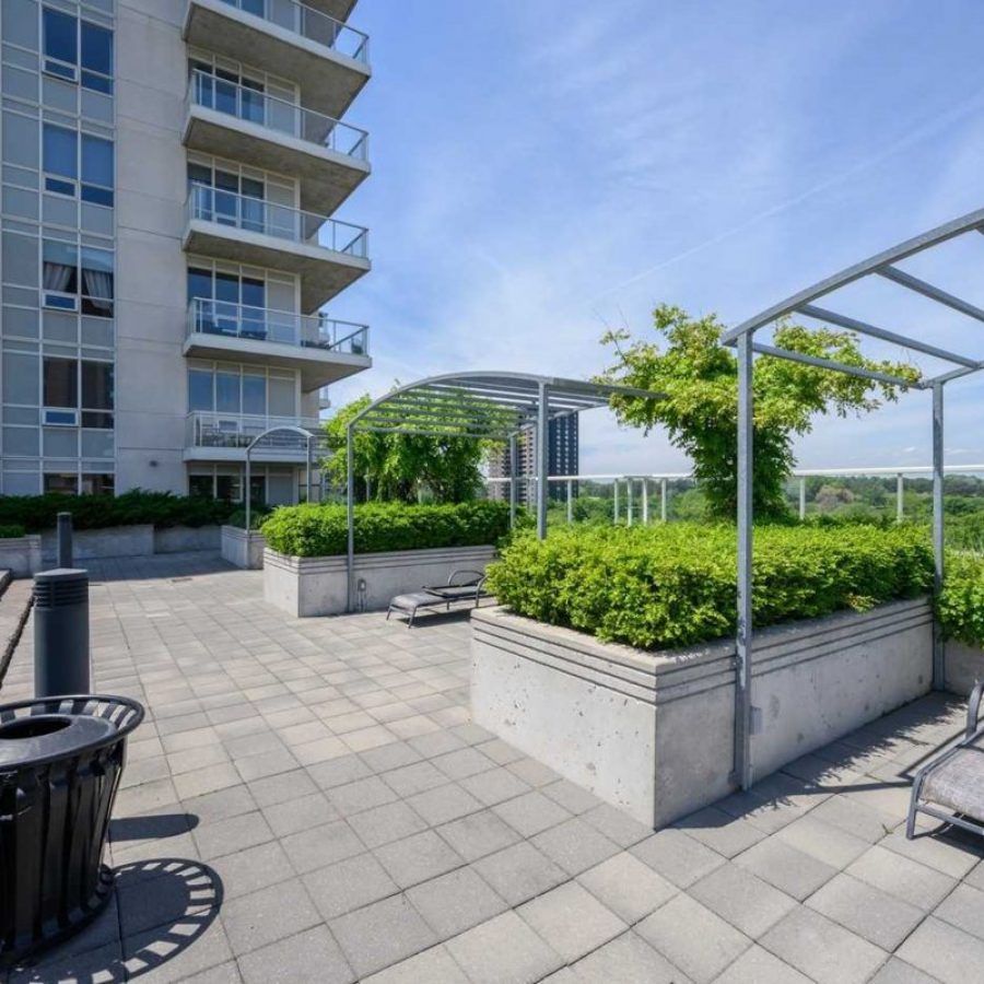 aquaview-3865-lake-shore-blvd-w-etobicoke-condos-long-branch-rooftop-terrace